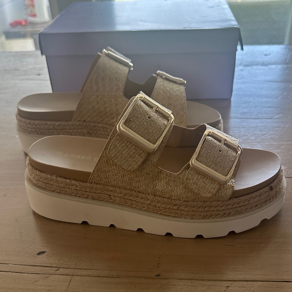 Women's Mythicall Platform Sandal